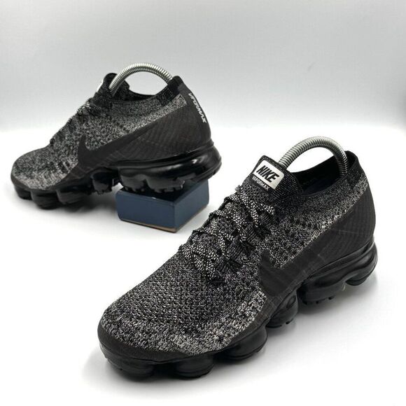 Nike Wmns Air VaporMax 'Oreo' - Picture 6 of 10